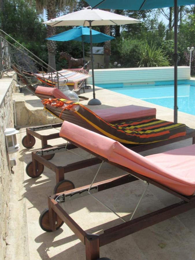 Le Cabanon Des Hirondelles Villa Villecroze Bagian luar foto