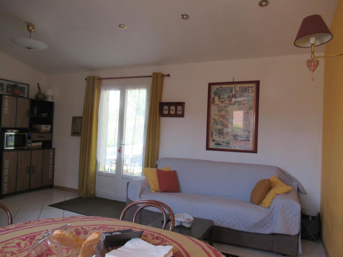 Le Cabanon Des Hirondelles Villa Villecroze Bagian luar foto