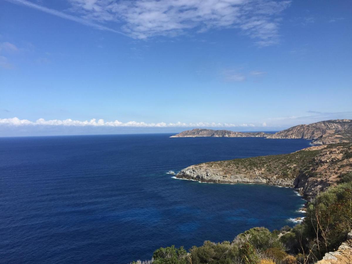 Le Cabanon Des Hirondelles Villa Villecroze Bagian luar foto